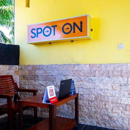 Spot On 2732 Sandy Guesthouse Mataram Exterior photo