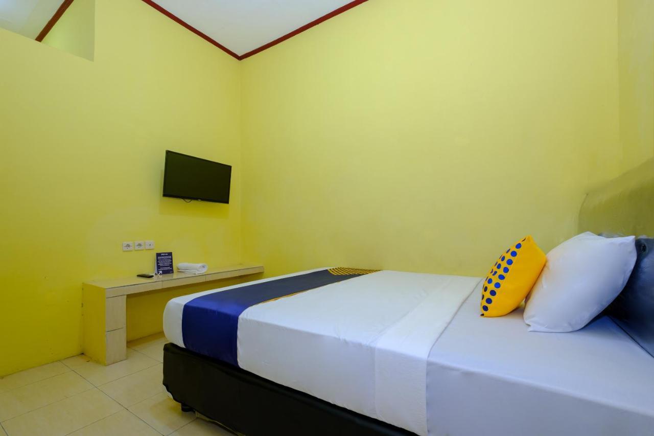 Spot On 2732 Sandy Guesthouse Mataram Exterior photo