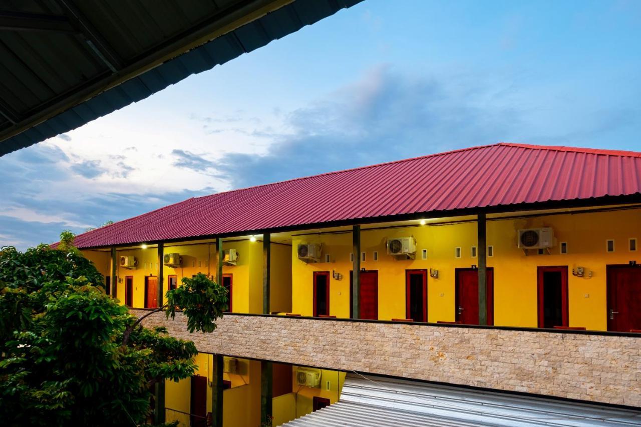 Spot On 2732 Sandy Guesthouse Mataram Exterior photo