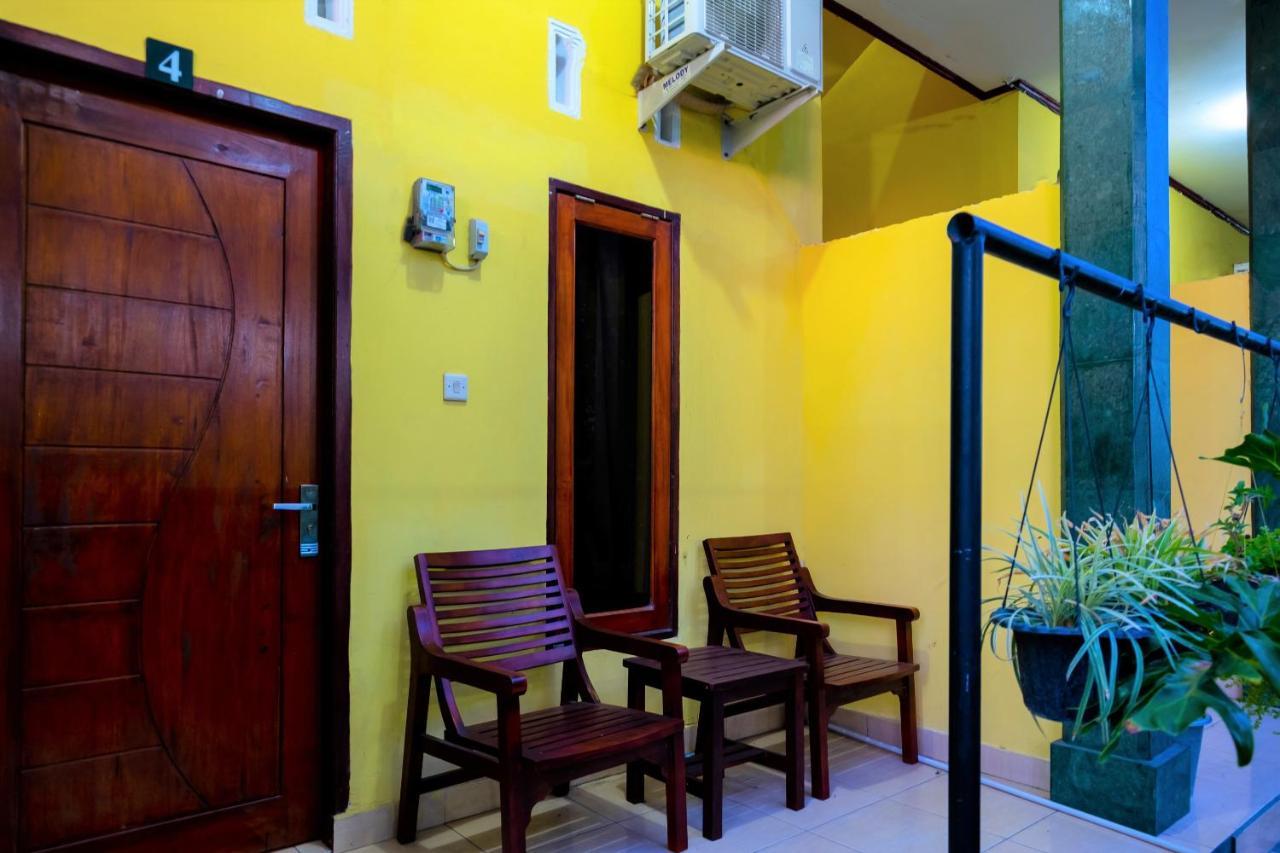 Spot On 2732 Sandy Guesthouse Mataram Exterior photo